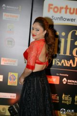 Nikesha Patel at IIFA Utsavam 2016